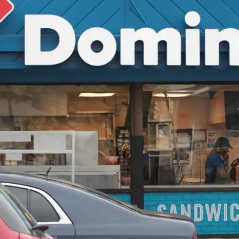 Dominos pizza restaurant