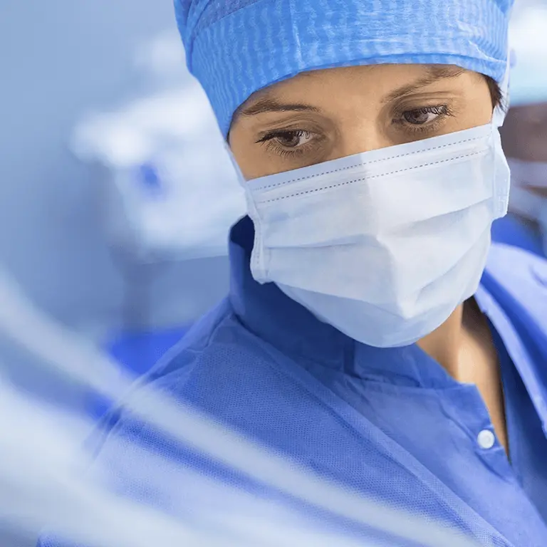 medial professional in mask